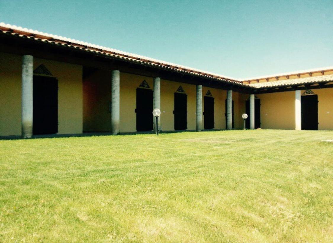 Agriturismo Santa Lucia Tratalias Exterior foto